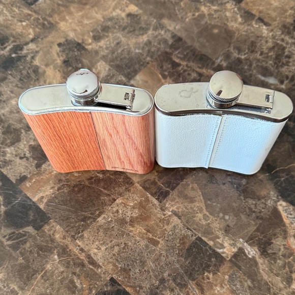 Jack Link's and Bride Flasks Set - Picture 3 of 5